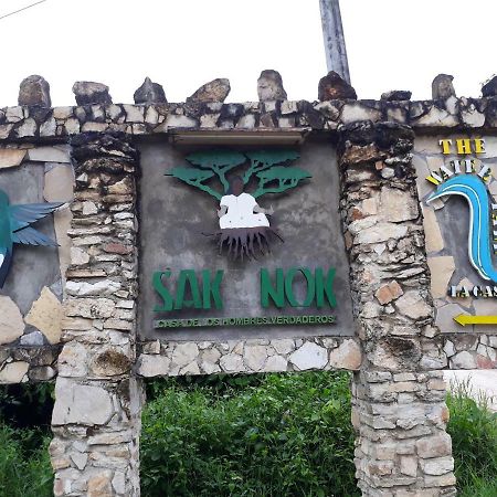 Eco Hotel Sak Nok Lacanjá Exteriör bild